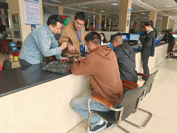 0474f382-ccf5-4193-9732-195526bf8d0c